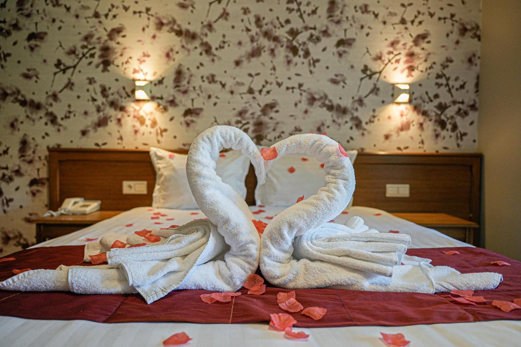 Hotel Panorama Bouillon Bagian luar foto