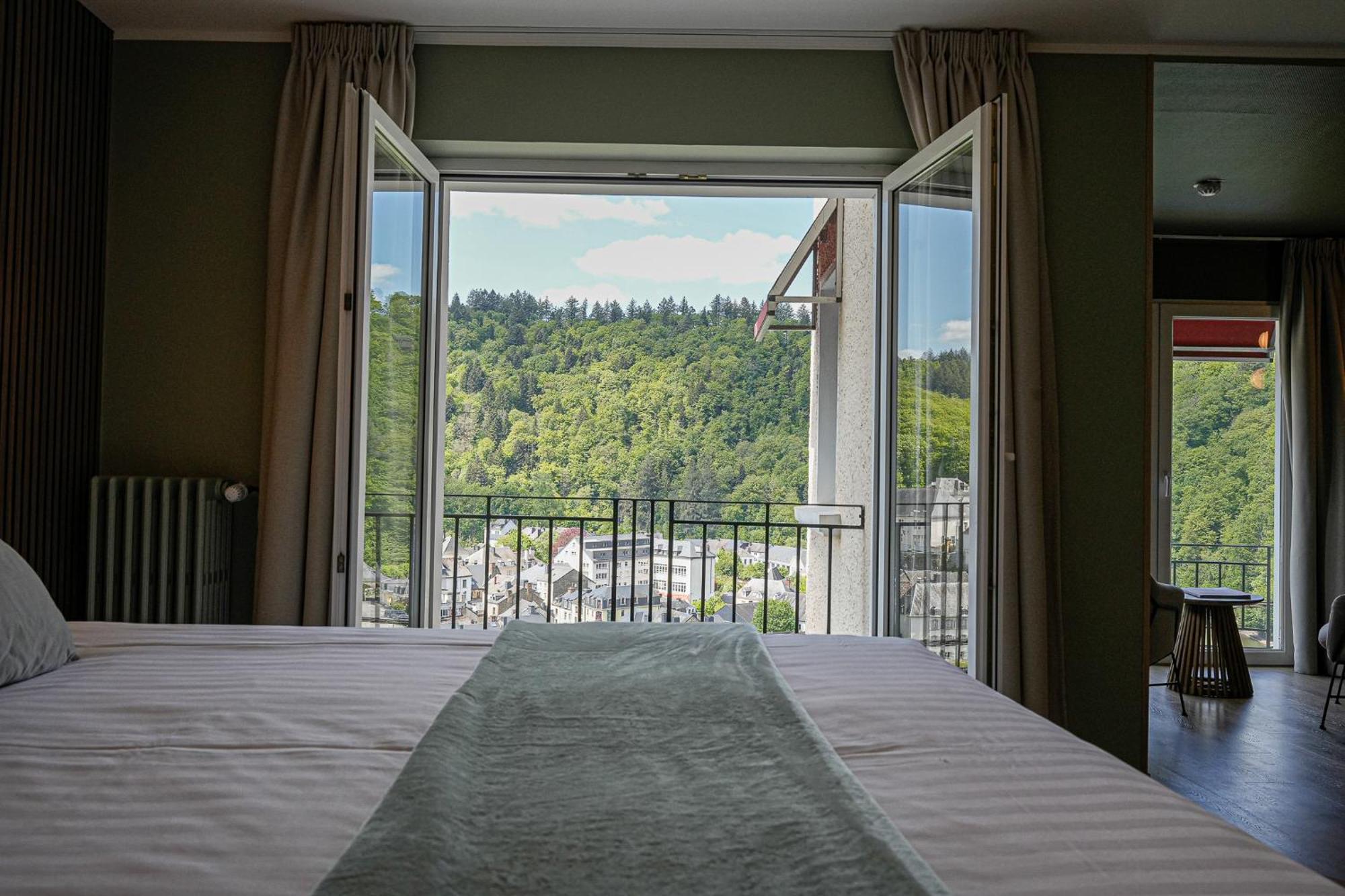Hotel Panorama Bouillon Bagian luar foto