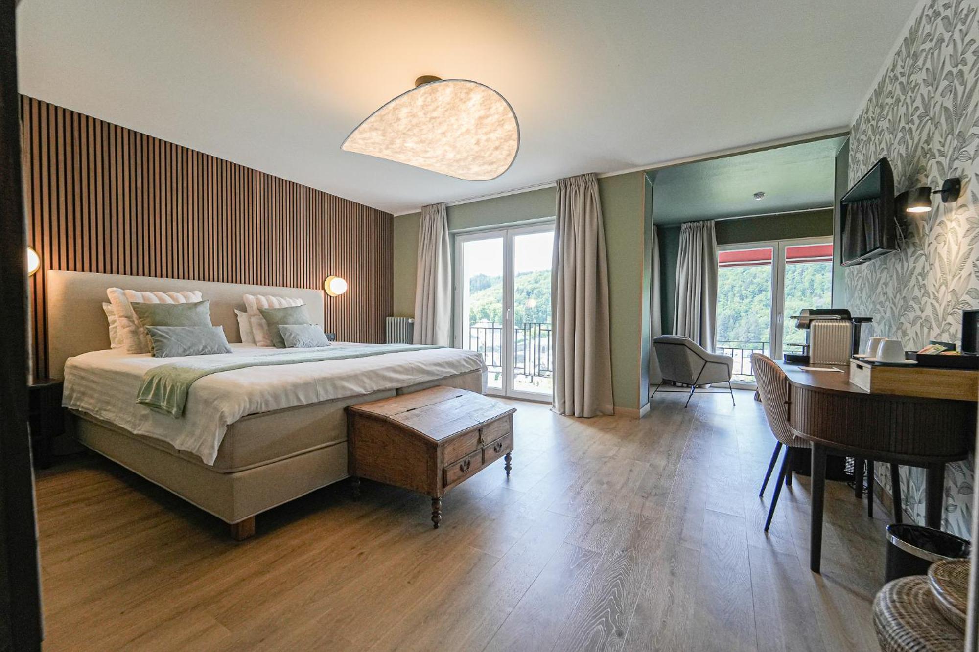 Hotel Panorama Bouillon Bagian luar foto