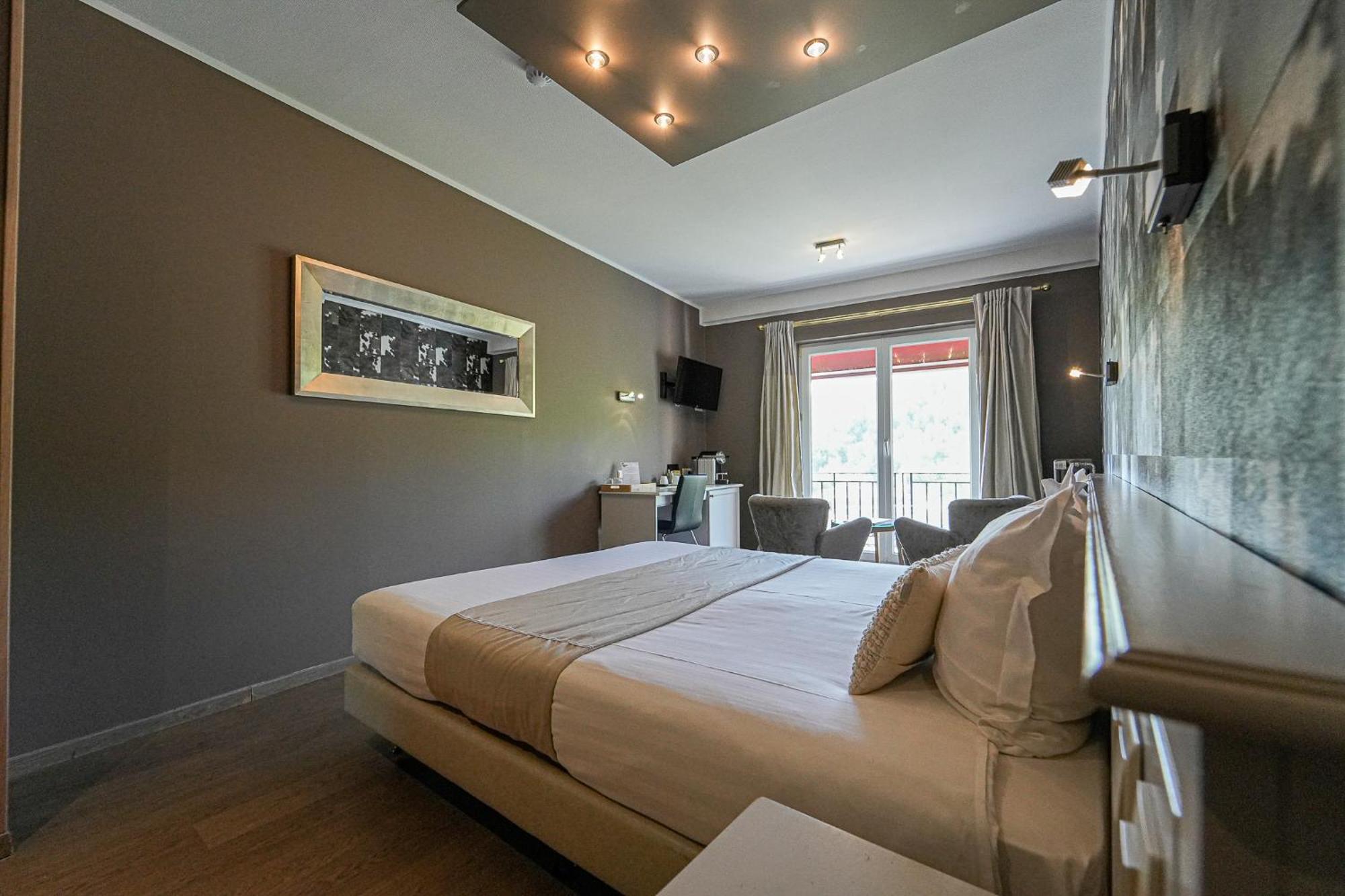 Hotel Panorama Bouillon Bagian luar foto