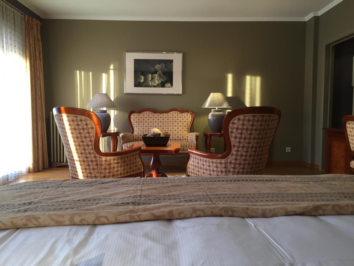Hotel Panorama Bouillon Bagian luar foto